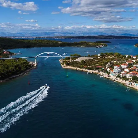 Fuxbau Zadar Mit Boot 别墅 *