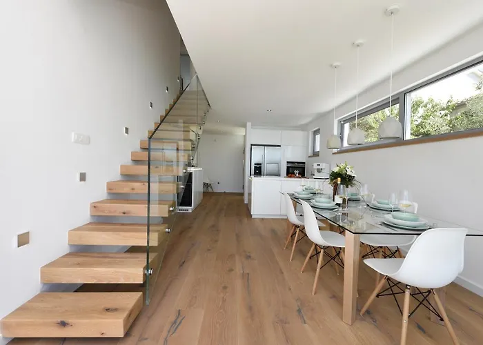 Fuxbau Zadar Mit Boot Ždrelac