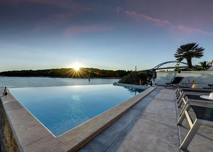 Villa Fuxbau Zadar Mit Boot Ždrelac